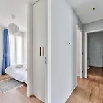 Splendid 3 Bdrs Flat In A Prime Location Of