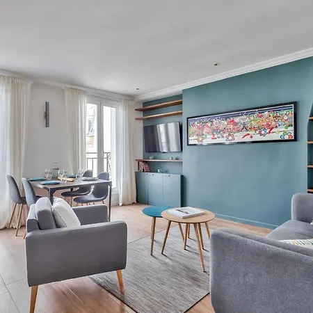 Splendid 3 Bdrs Flat In A Prime Location Of Apartment