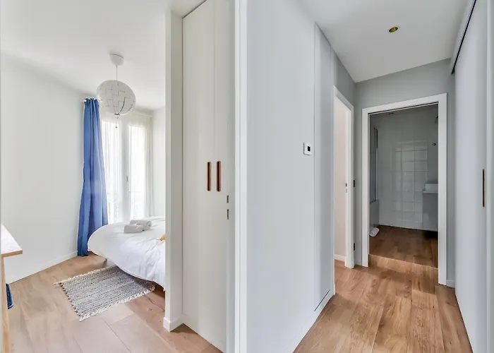 Splendid 3 Bdrs Flat In A Prime Location Of