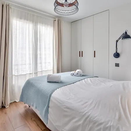 Splendid 3 Bdrs Flat In A Prime Location Of